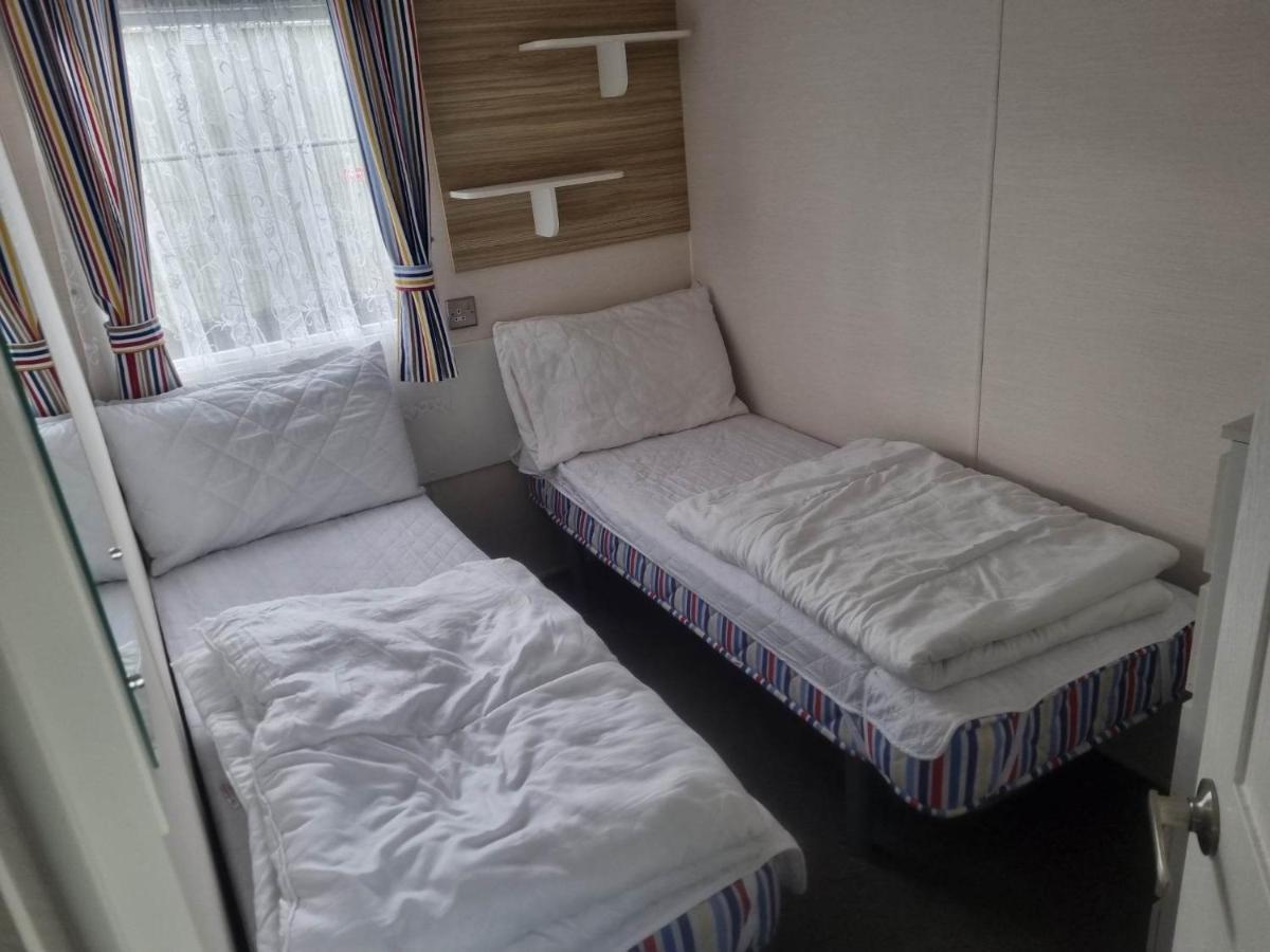 מלון 8 Berth Caravan Pg214 Golden Palm Chapel St Leonards מראה חיצוני תמונה